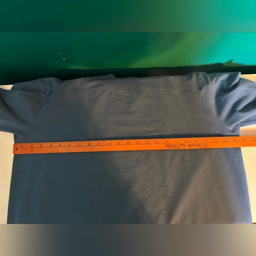Berkeley Jensen Classic Crewneck Blue Sweater Sweatshirt for Men - Picture 4 of 5
